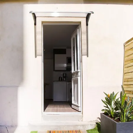 Le Refuge Avec Terrasse Et Jardin, En Plein Centre-ville, Gare 5 Minutes A Pieds Apartment