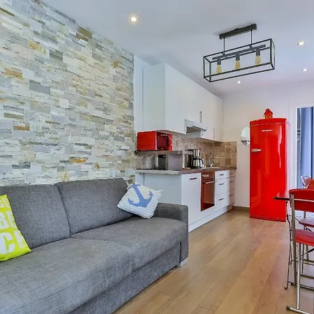 Apartman Le Refuge Avec Terrasse Et Jardin, En Plein Centre-ville, Gare 5 Minutes A Pieds