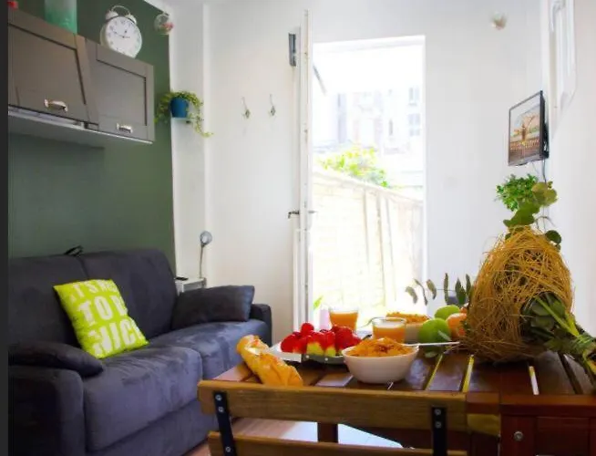 Le Refuge Avec Terrasse Et Jardin, En Plein Centre-ville, Gare 5 Minutes A Pieds Apartment